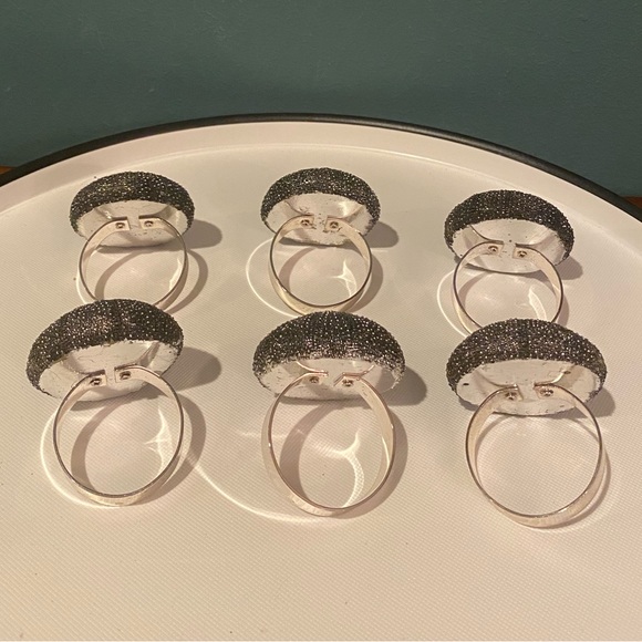 Set of 6 Pottery Barn Sea Urchin Napkin Rings - Silver - Picture 4 of 6
